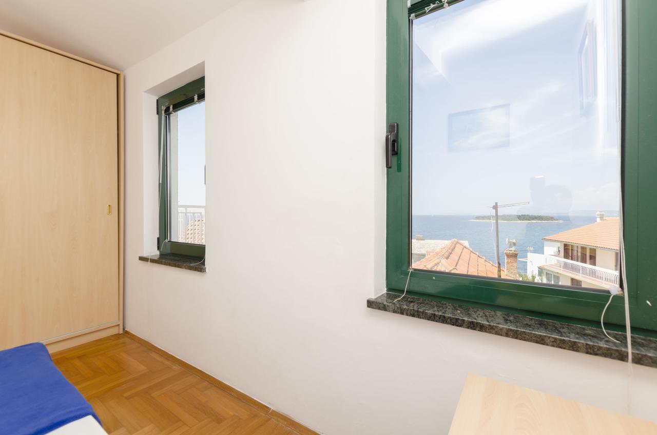 Apartments Mirko Primošten المظهر الخارجي الصورة
