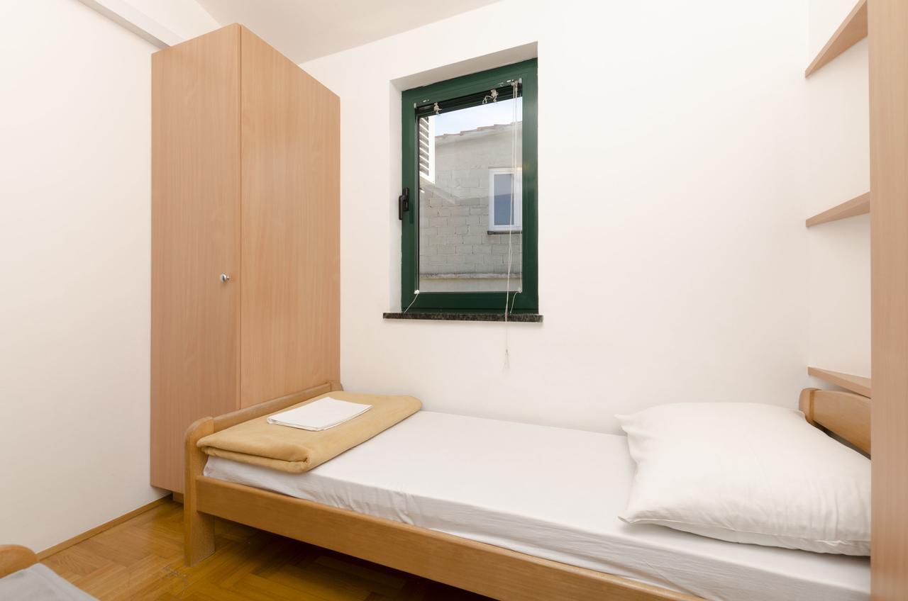 Apartments Mirko Primošten المظهر الخارجي الصورة