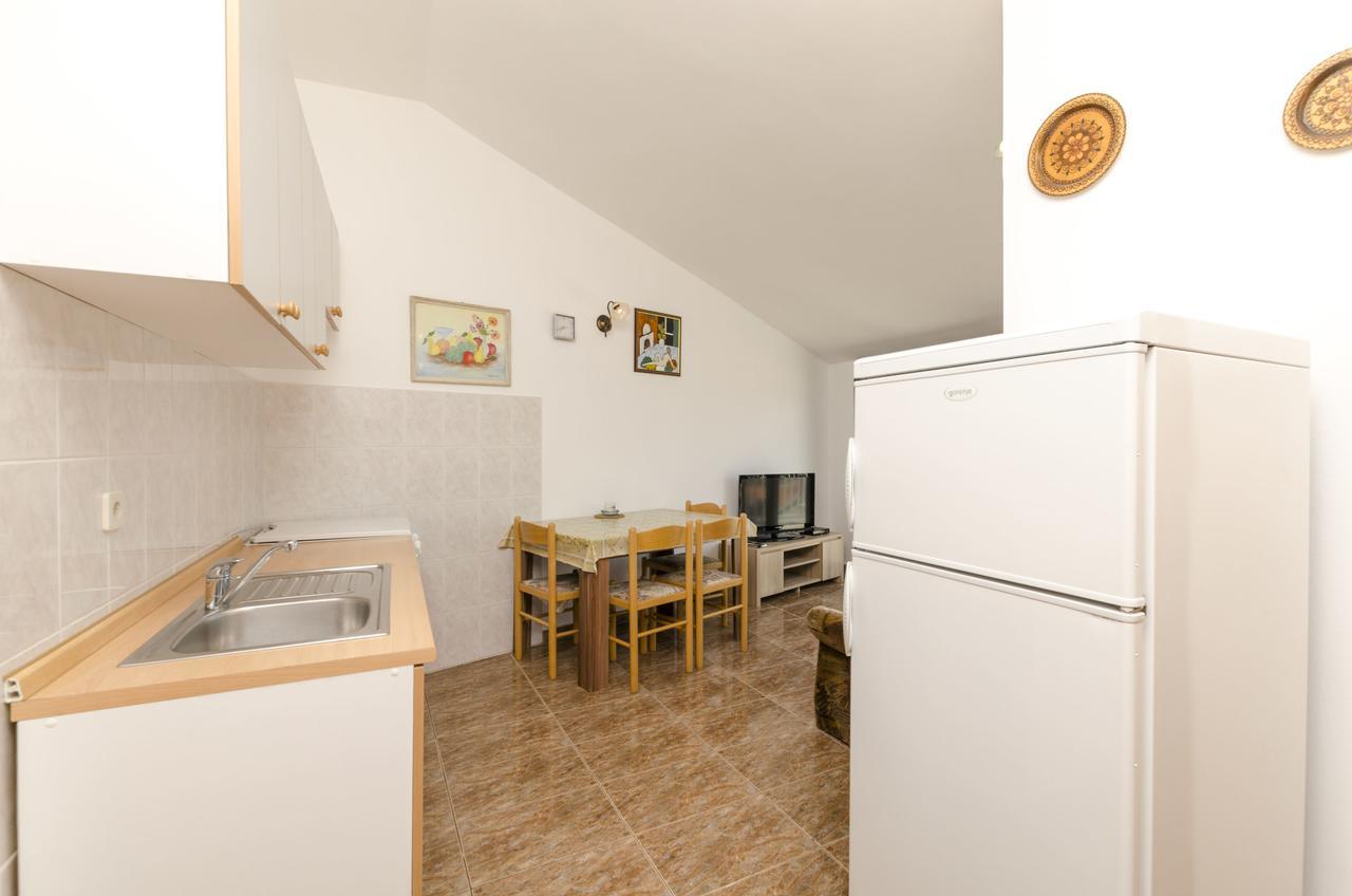 Apartments Mirko Primošten المظهر الخارجي الصورة